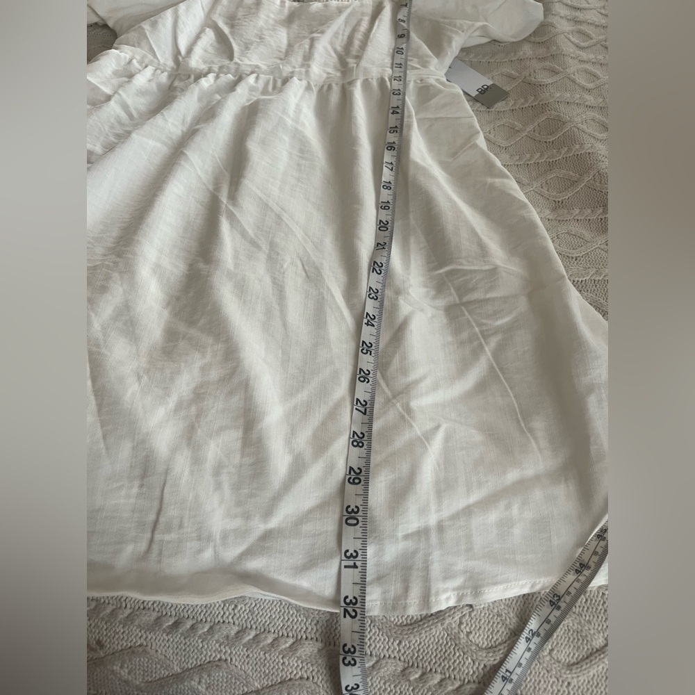 NEW! BP Brand White Rich
Balloon Sleeve Lined Mini Dress
Size Junior's medium - Picture 4 of 15